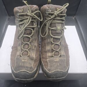 Brown Hiking Boots‎ with Green Accents